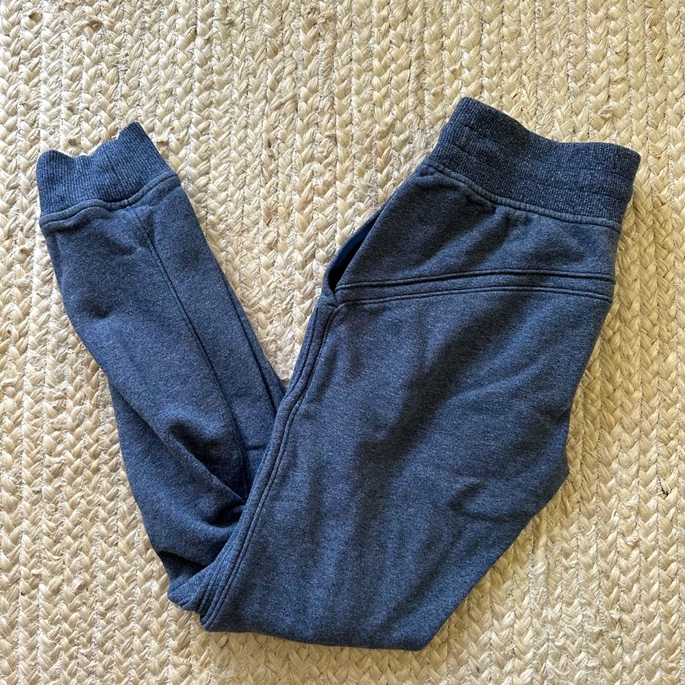 Lululemon sweats/joggers
